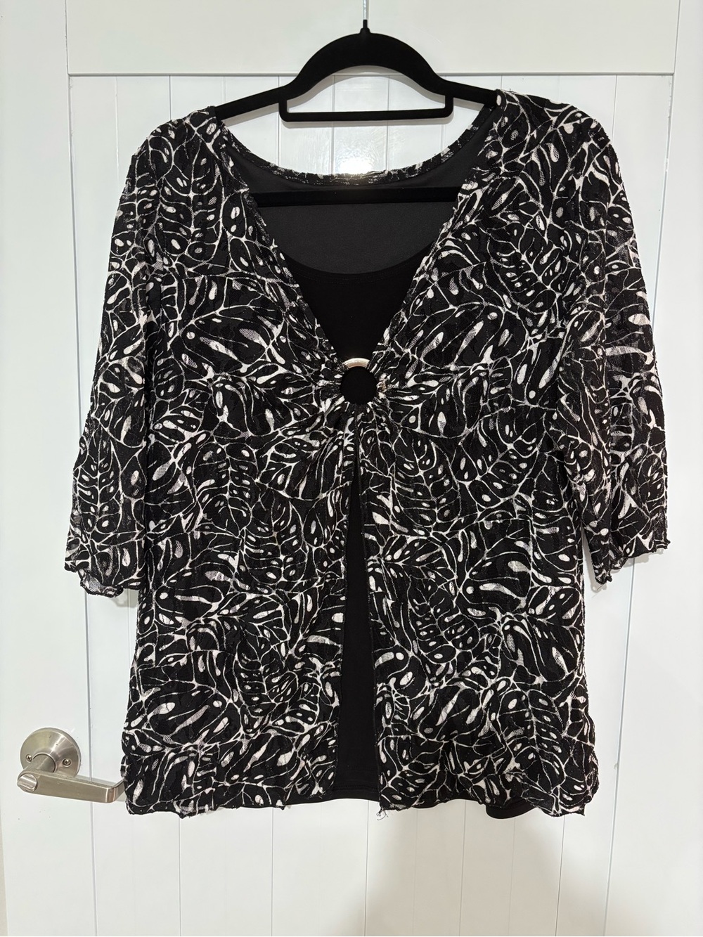 Women's Black & White Leaf-Print Ring-Front Tunic